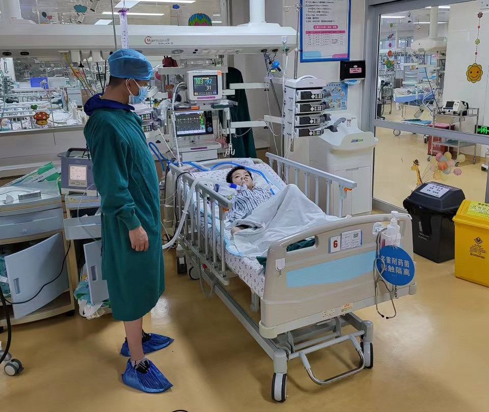 新邵县跨省救护车出租公司